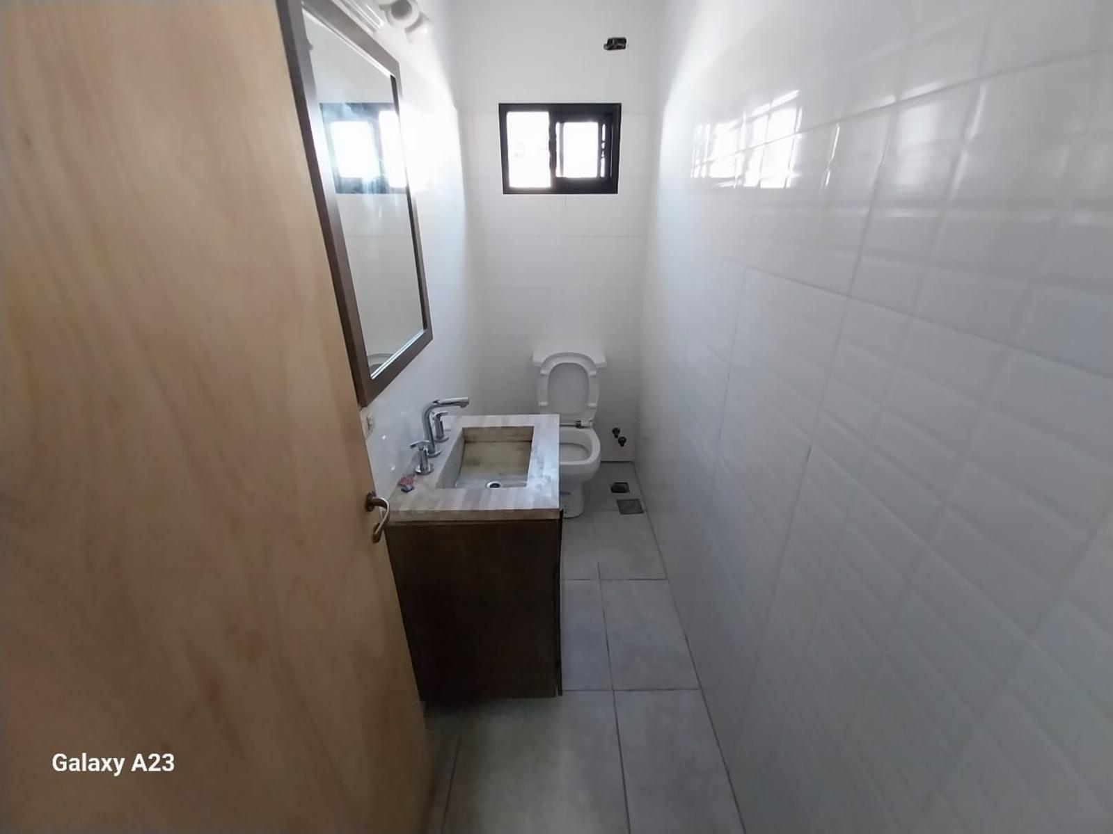 Excelente Casa 4 Ambientes En Venta, Los Paraisos 82, Villa Udaondo, Ituzaingó. — foto 7