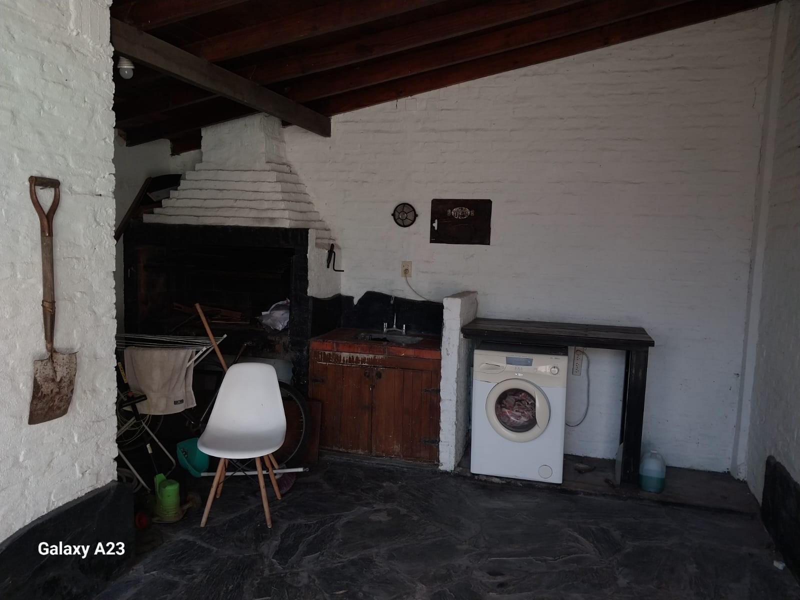 Excelente Casa 4 Ambientes En Venta, Los Paraisos 82, Villa Udaondo, Ituzaingó. — foto 9