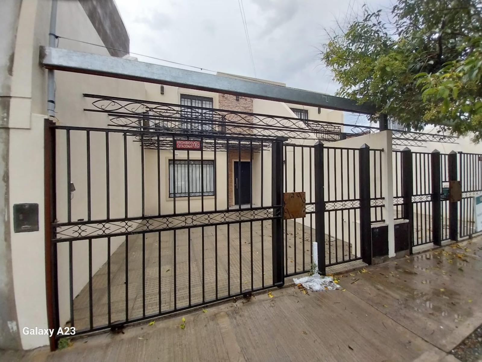 2 Duplex A Estrenar EN VENTA, Santos Dumont 1300, Ituzaingó. EXCELENTE OPORTUNIDAD.