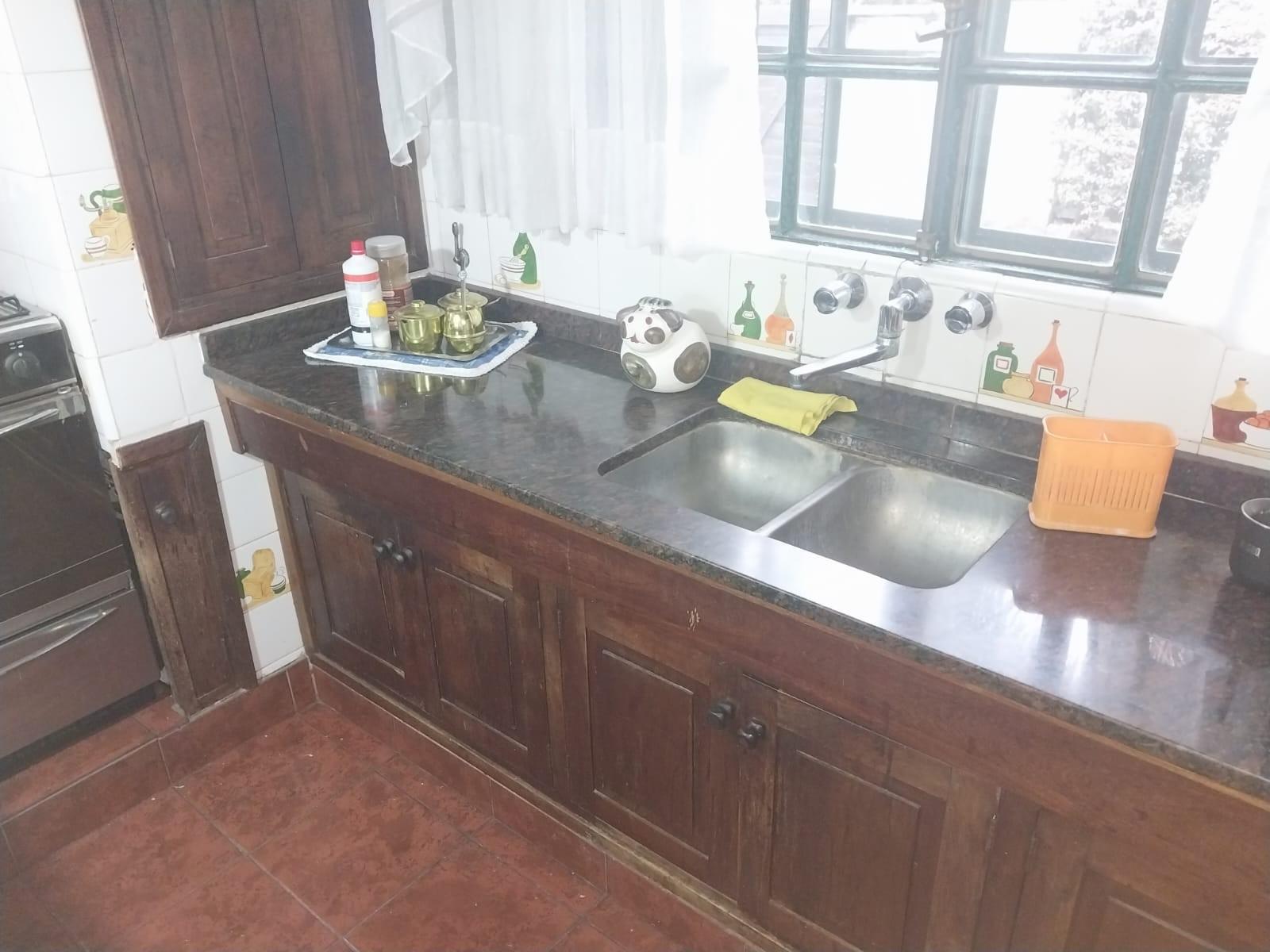 Espectacular casa chalet 5 ambientes EN VENTA, Quartino 1700, Ituzaingó — foto 13