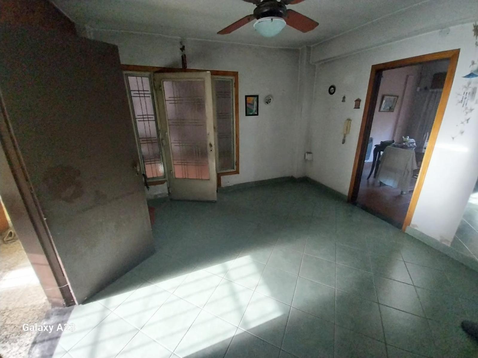 Gran Oportunidad. Casa EN VENTA, Dean Funes 2500, Castelar. — foto 7