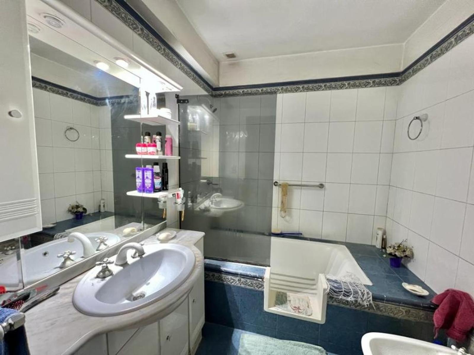 Gran Oportunidad. Casa EN VENTA, Dean Funes 2500, Castelar. — foto 10