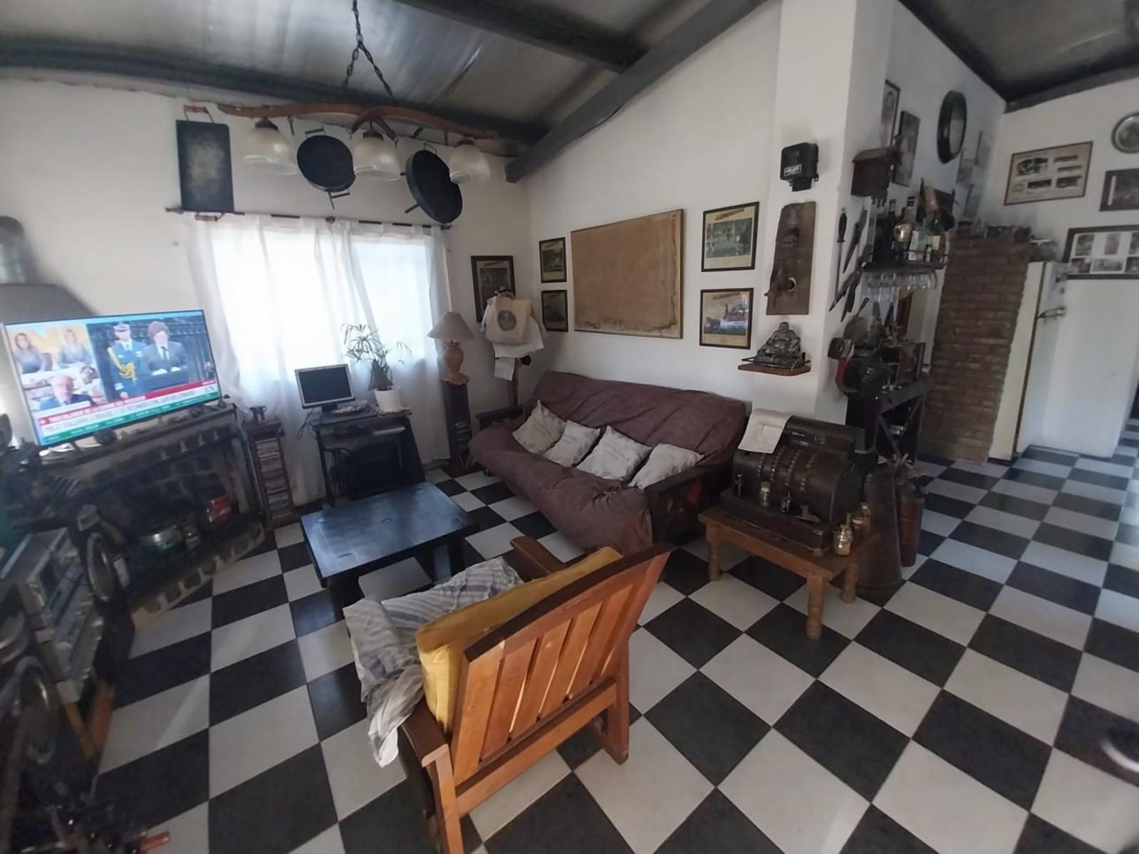 Excelente Casa Quinta 4 Ambientes EN VENTA, Tabaré 200, V. Udaondo, Ituzaingó — foto 4