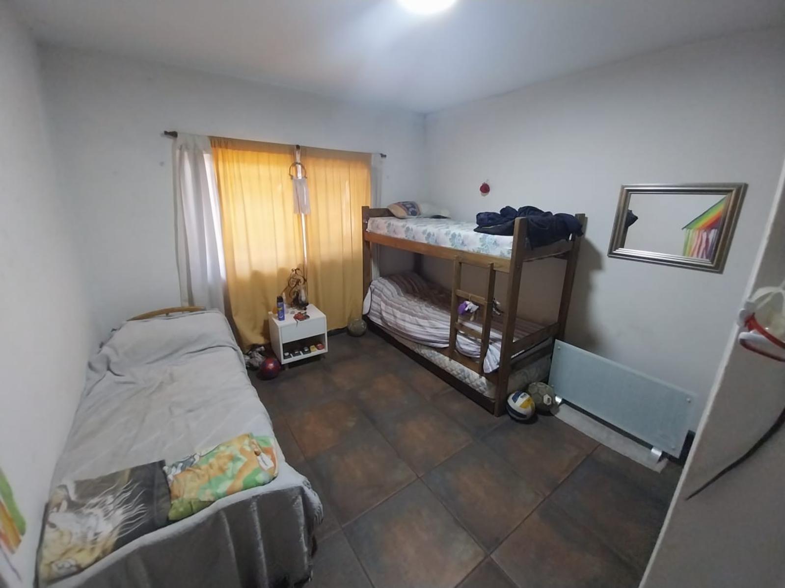Excelente Casa Quinta 4 Ambientes EN VENTA, Tabaré 200, V. Udaondo, Ituzaingó — foto 9