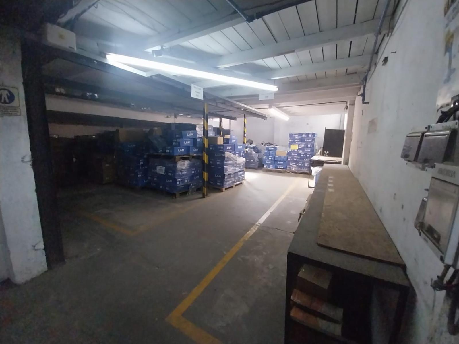 Galpón + Oficina 700m2 EN VENTA, León Bloy 600, Ituzaingó — foto 5