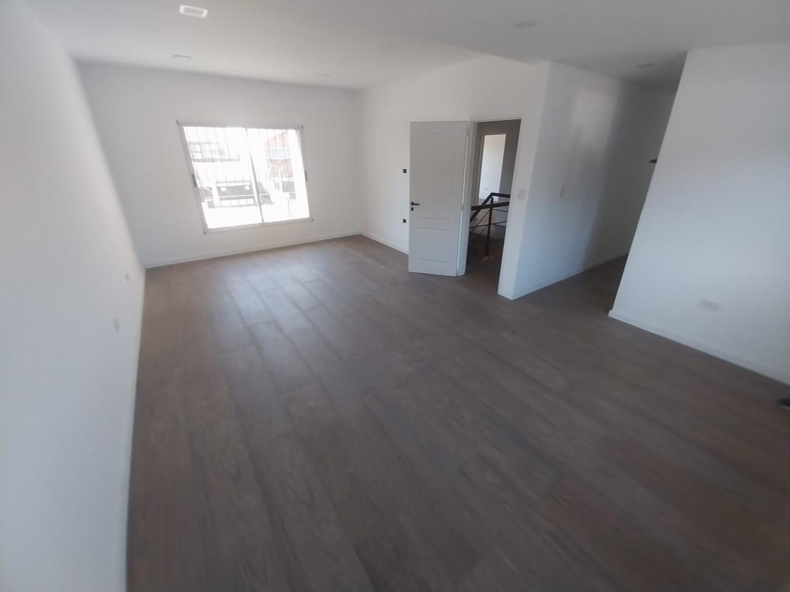 Excelente Casa 5 Ambientes EN VENTA, Venancio Flores 100, Ituzaingó. Gran Oportunidad. — foto 13