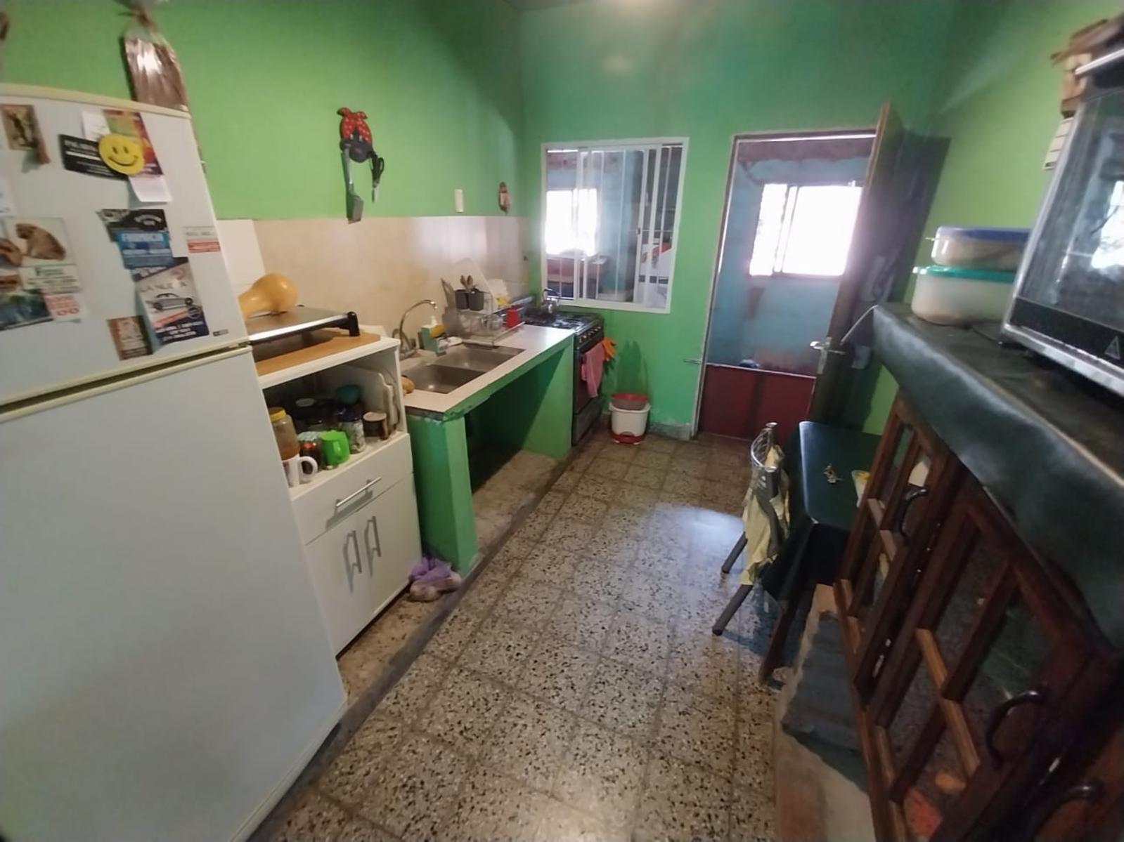 Casa 4 Ambientes + Departamento 2 Ambientes EN VENTA, Jimenez 2200, Ituzaingó — foto 3
