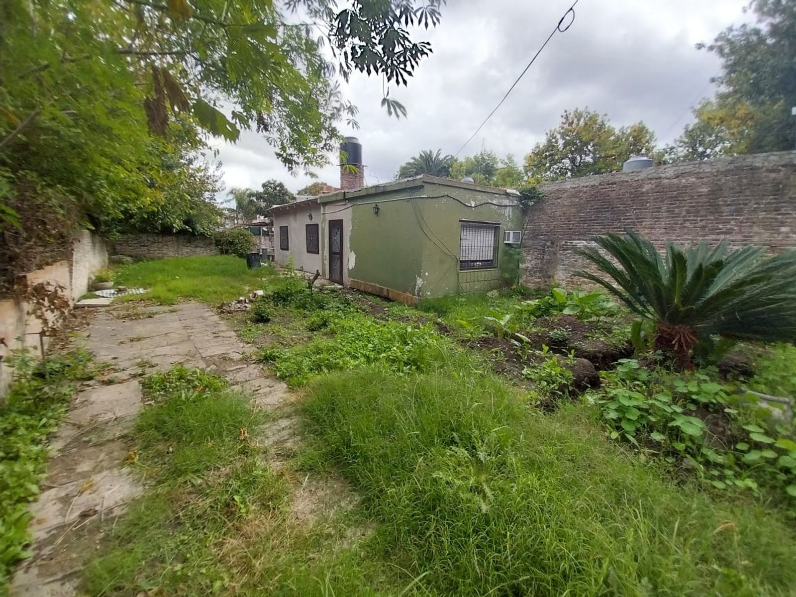 Lote Con Edificación EN VENTA, Lucero 600, Ituzaingó. Ideal Inversor — foto 2