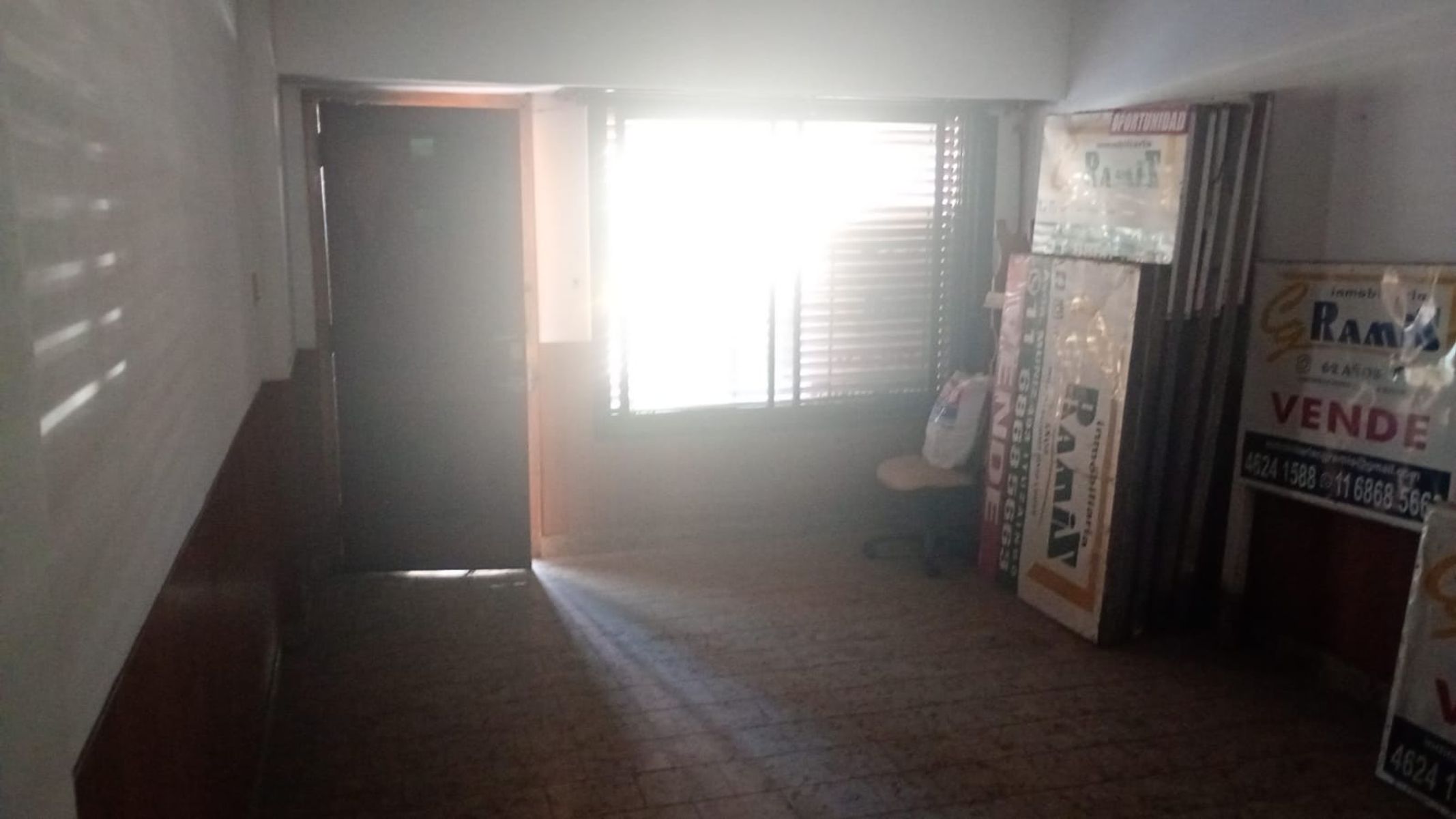 Casa 2 Ambientes + 2 Locales EN VENTA, Av. Muñiz 400, Ituzaingó. IdealInversor. Precio Retasado — foto 2