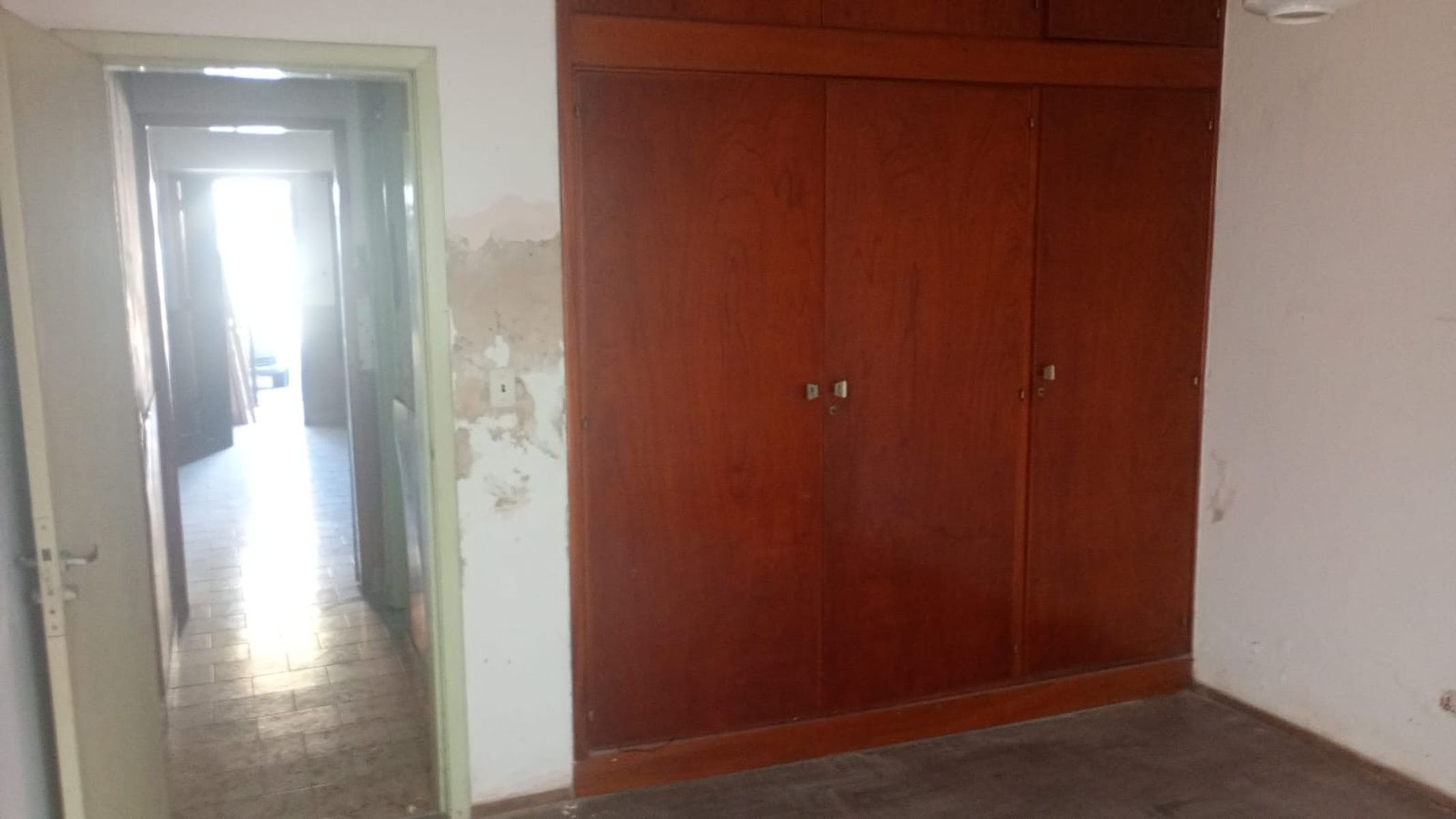 Casa 2 Ambientes + 2 Locales EN VENTA, Av. Muñiz 400, Ituzaingó. IdealInversor. Precio Retasado — foto 5