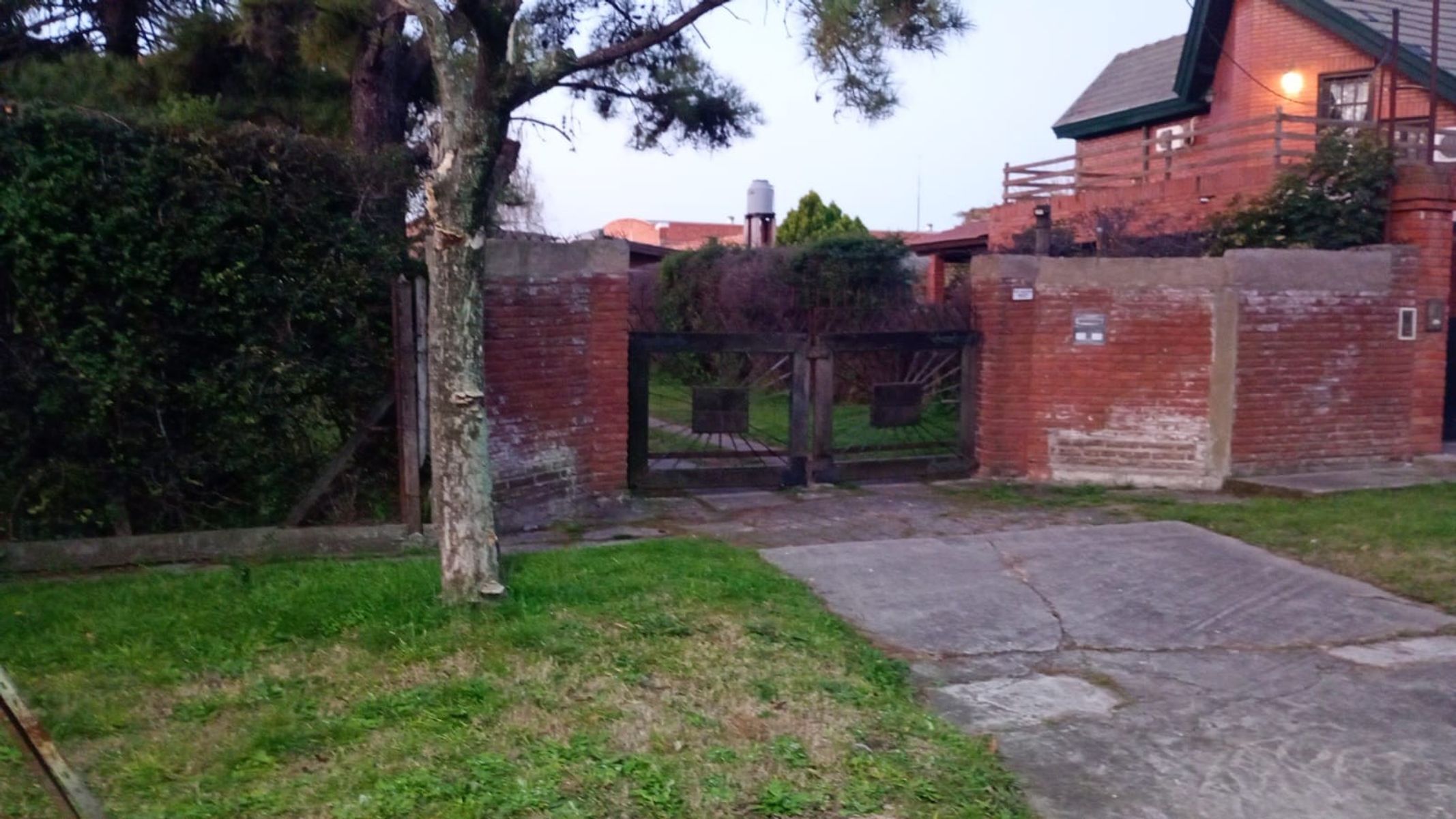 Lote + Edificación EN VENTA, Cura Brochero 1600, Ituzaingó. Ideal Inversor — foto 2