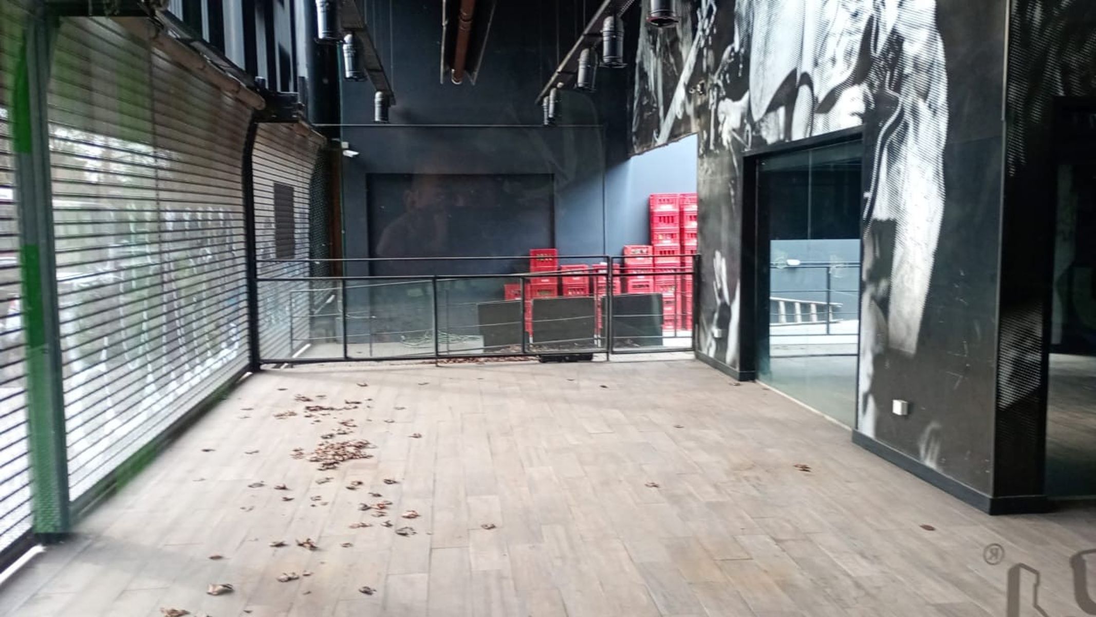 Excelente local comercial +1.100m2 EN ALQUILER, Av. Santa Rosa 1100, Castelar - 3