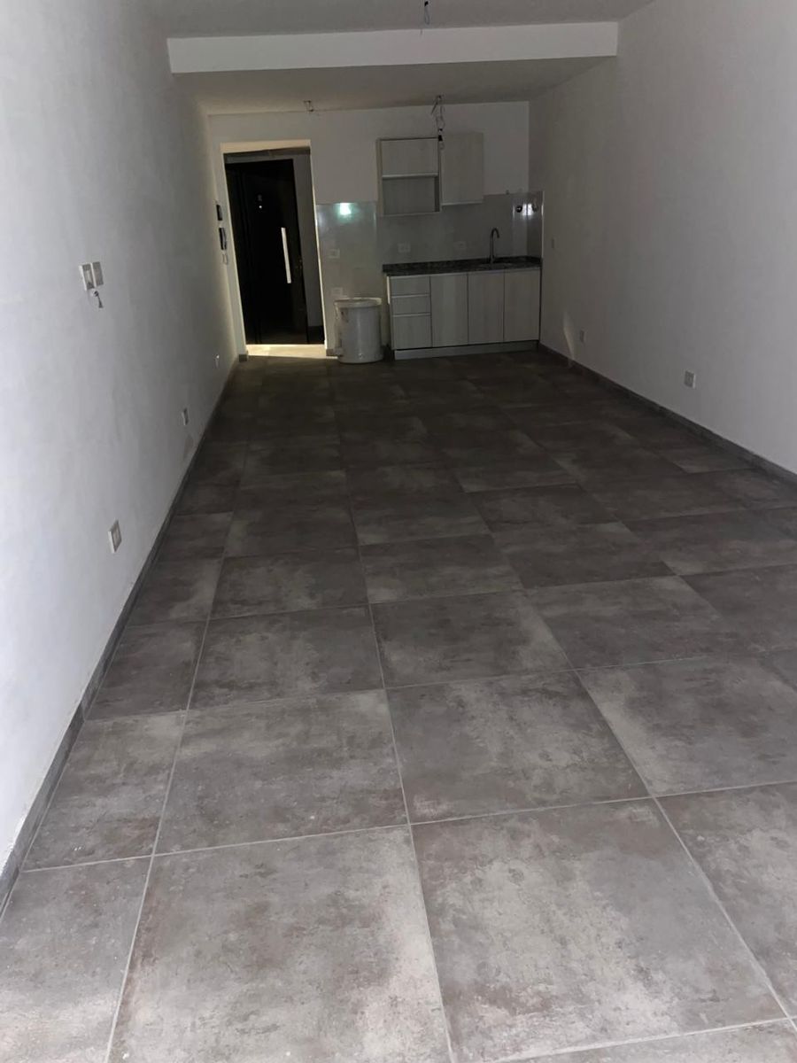 Impecable monoambiente EN ALQUILER, Defilippi 1500, Ituzaingó - 4