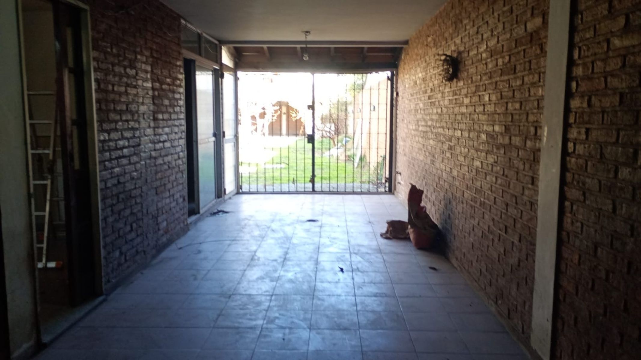Excelente casa 4 ambientes EN VENTA, Treinta Y Tres 100, Ituzaingó norte — foto 2