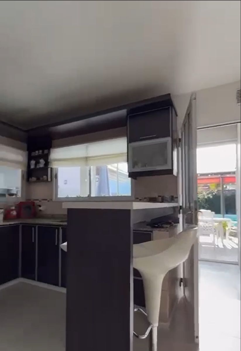 Dúplex 3 Ambientes con Jardín y Cochera en Ituzaingó — foto 3