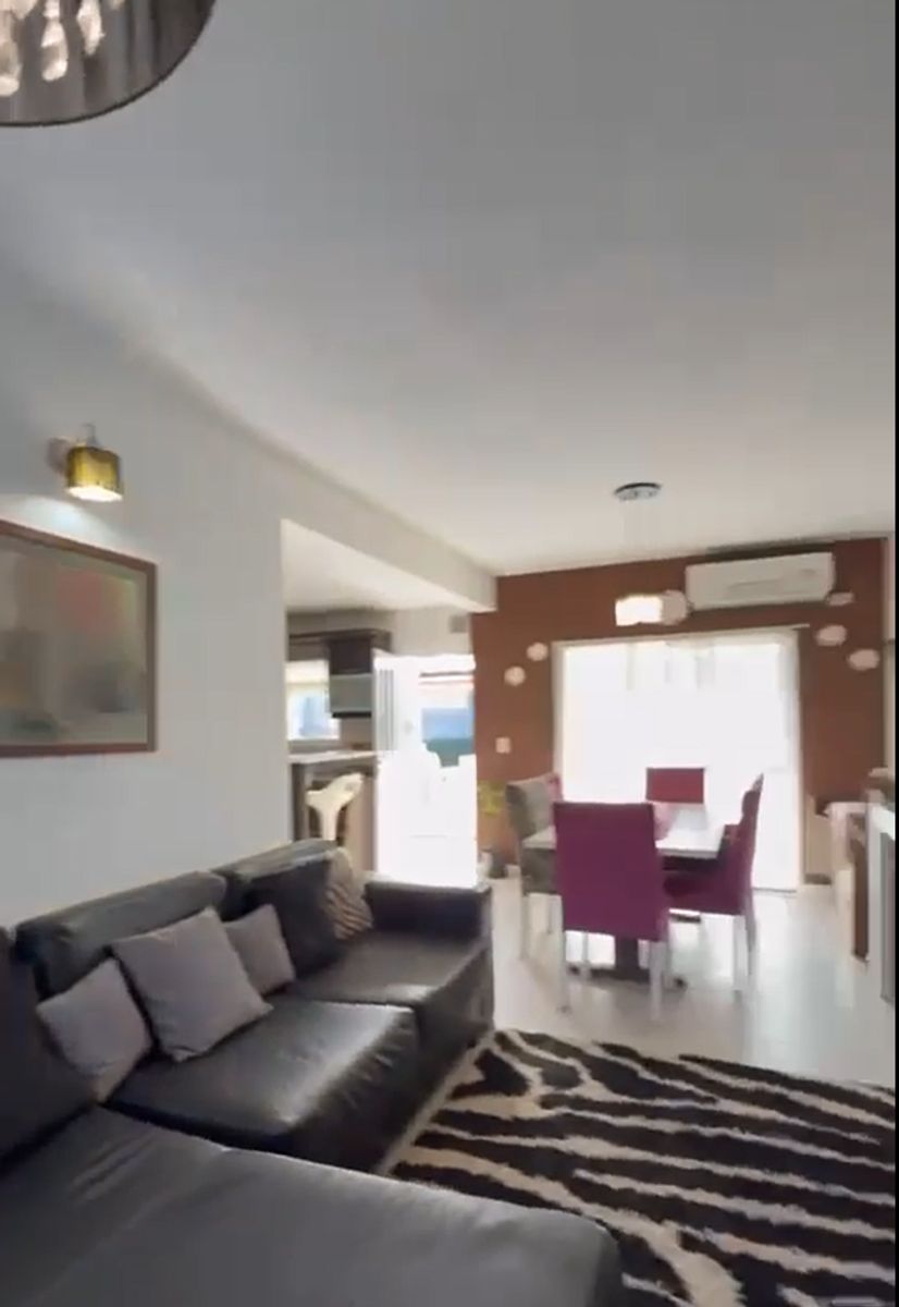 Dúplex 3 Ambientes con Jardín y Cochera en Ituzaingó — foto 9
