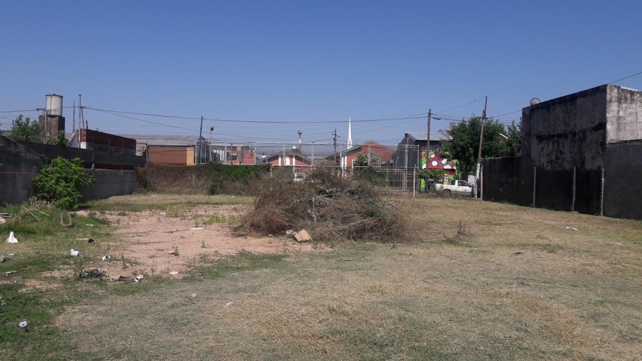 IMPORTANTE LOTE INDUSTRIAL APTO DEPÓSITOS — foto 2