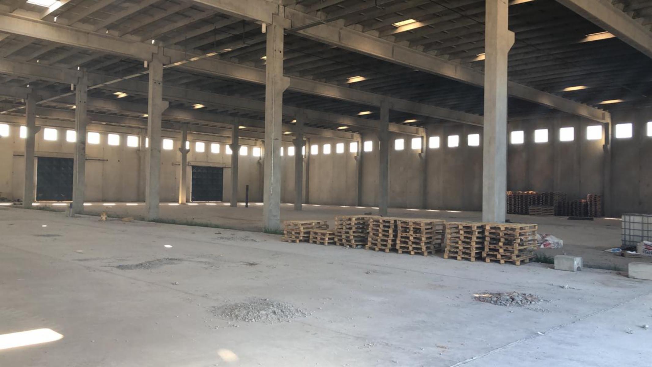 Excelente nave industrial en alquiler - 3