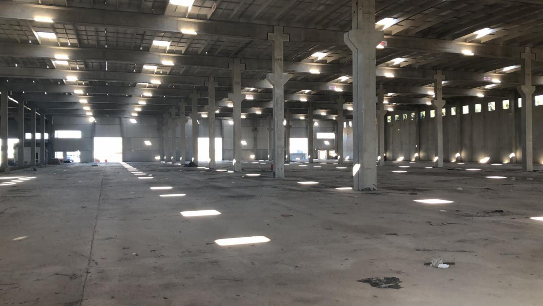 Excelente nave industrial en alquiler - 8