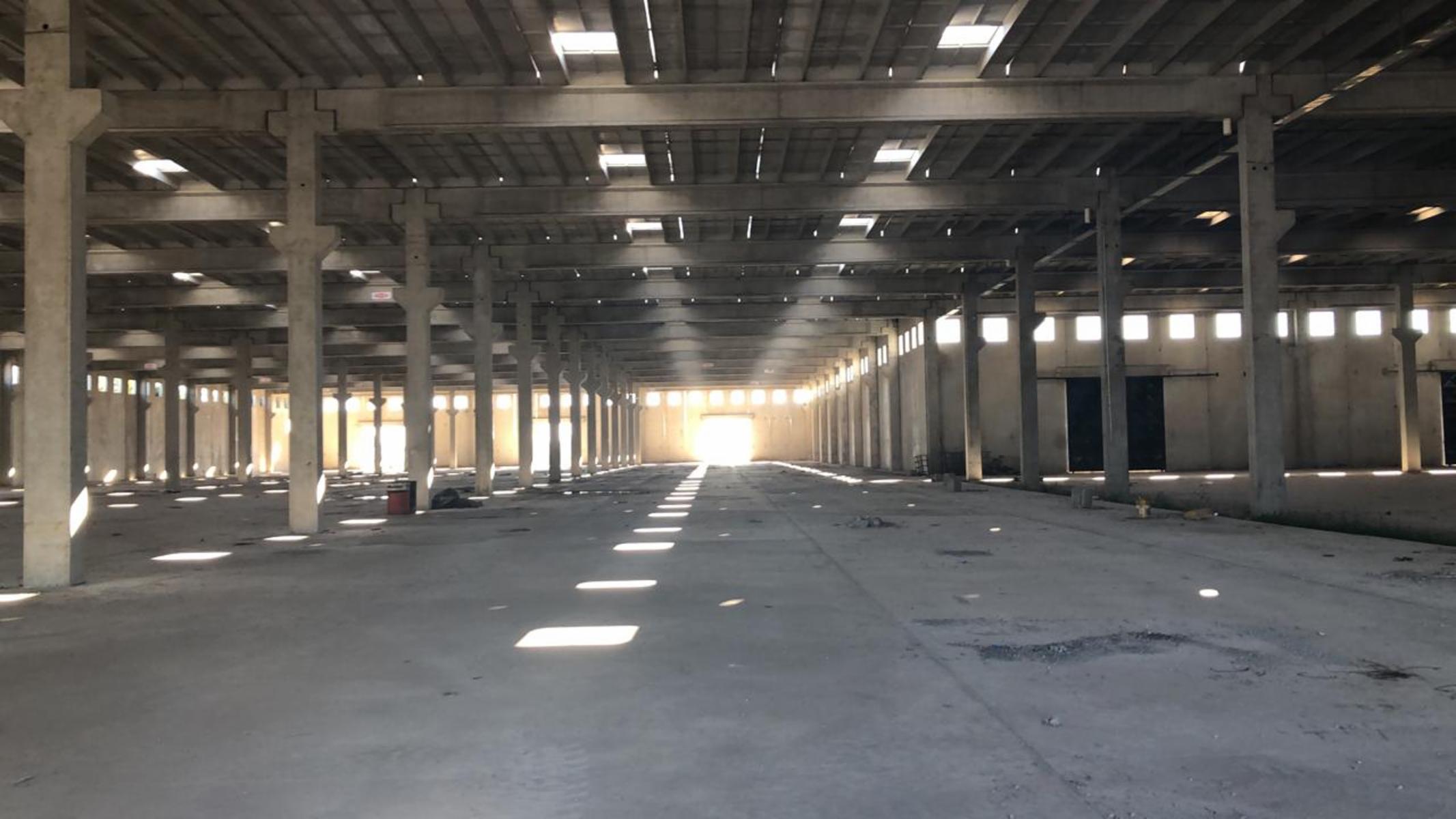 Excelente nave industrial en alquiler - 9