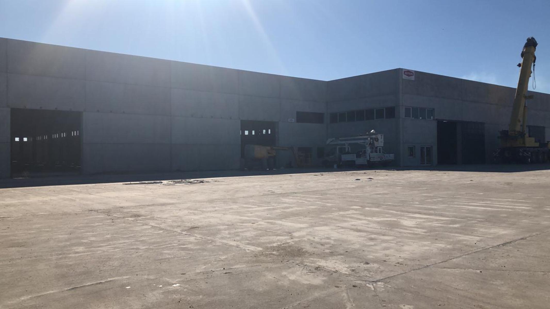 Excelente nave industrial en alquiler - 10