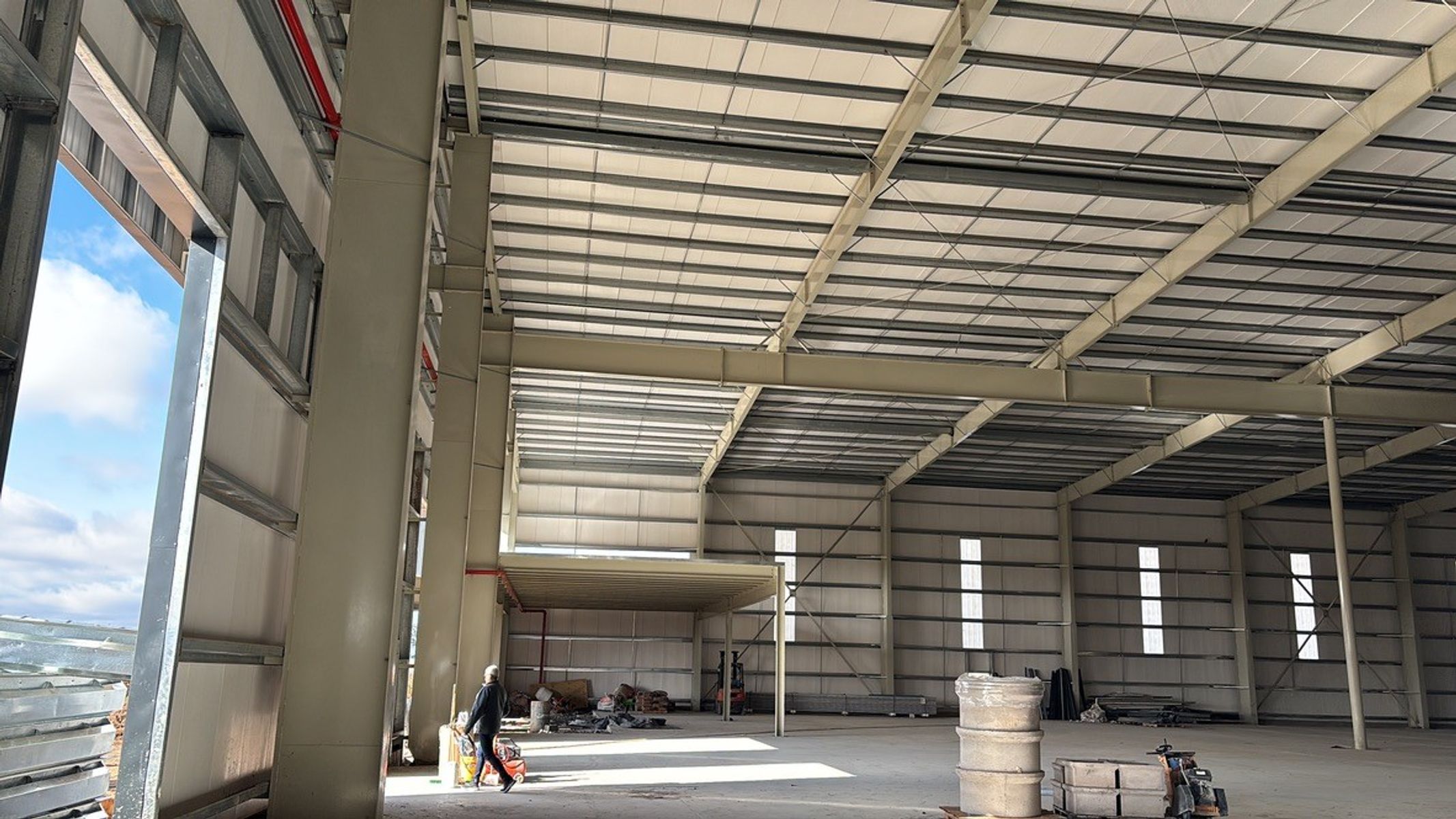 EXCELNTE NAVE INDUSTRIAL AUTOPISTA ROSARIO CORDOBA A ESTRENAR - 7