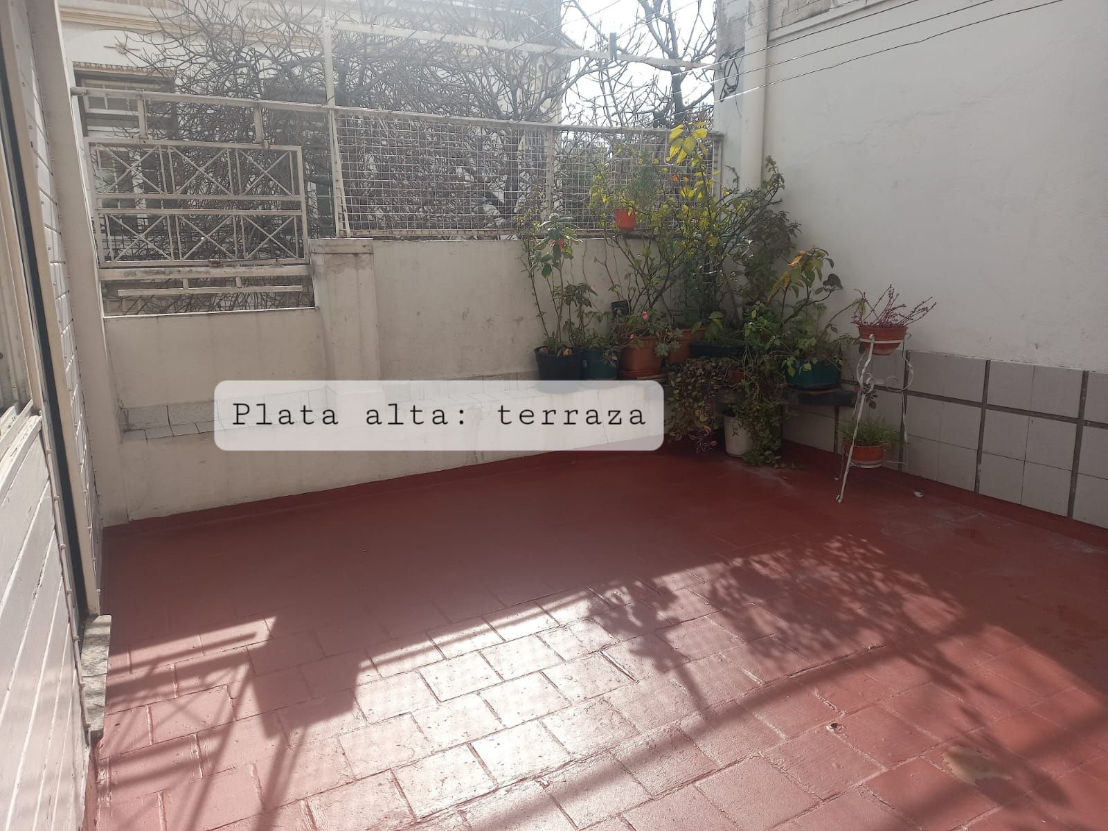 CASA EN VENTA - VIVIENDA MULTIFAMILIAR (3 FAMILIAS) CON PATIO Y TERRAZA — foto 13