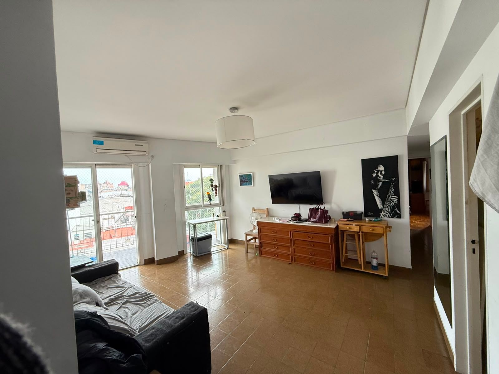 3 AMB CON BALCON CORRIDO - COC COMEDOR. BAÑO Y TOILLETE - 2