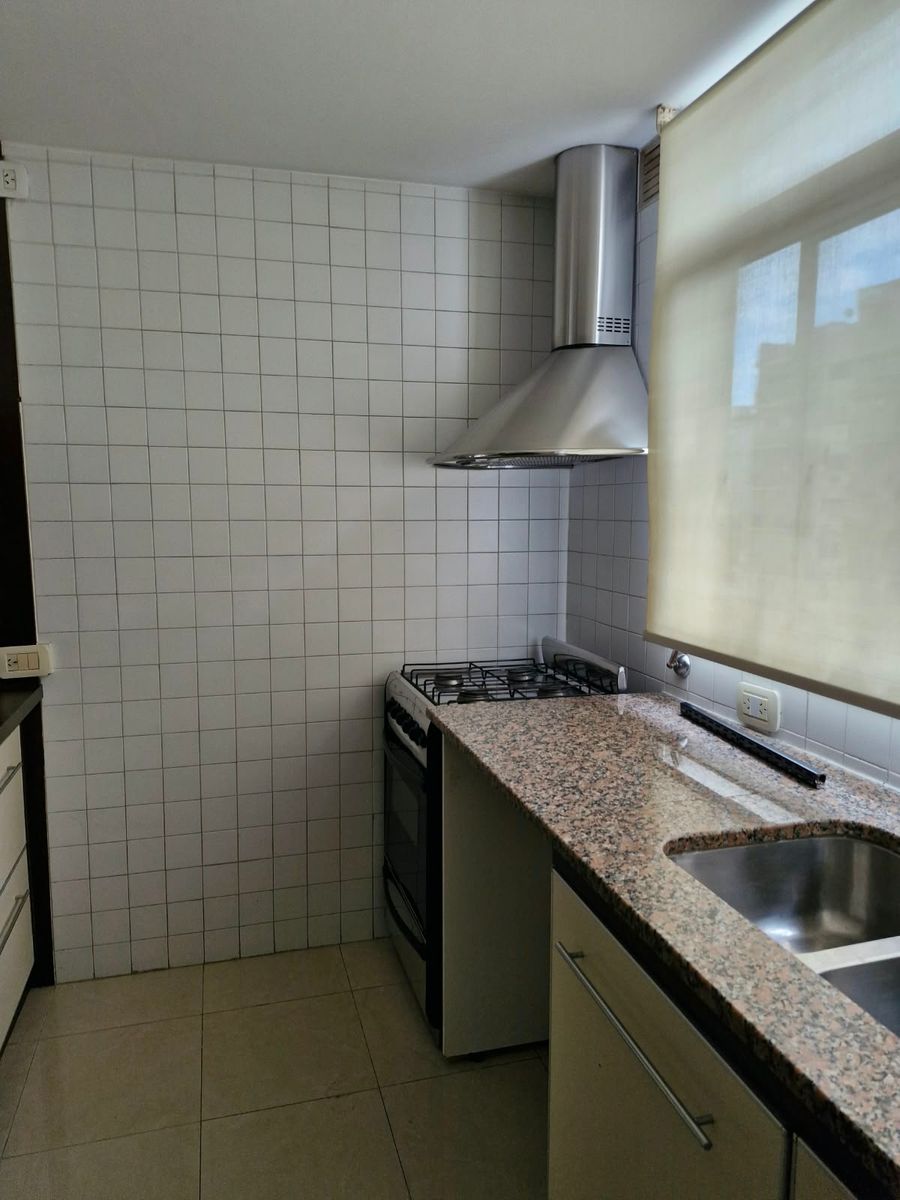 PISO 3 AMB CON BALCON AL FRENTE 2 BAÑOS COMPLETOS - LUMINOS — foto 7