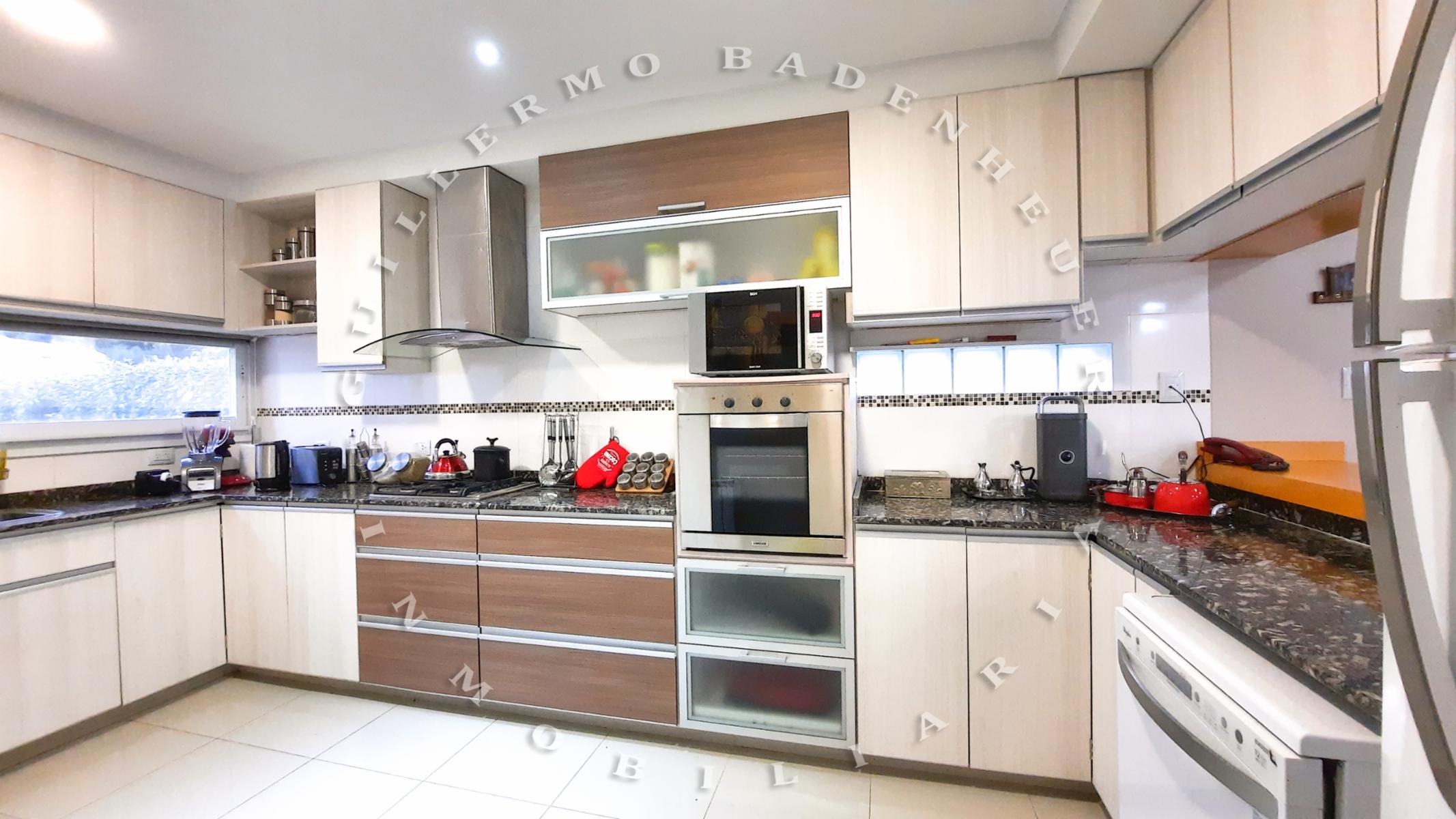 SUPREMA CATEGORIA EN MONTE HERMOSO DEL ESTE, TRES DORMITORIOS EN SUITE, DETALLES CONSTRUCTIVOS DE LUJO, AMPLITUD Y FUNCIONALIDAD PARA DELEITARSE — foto 9