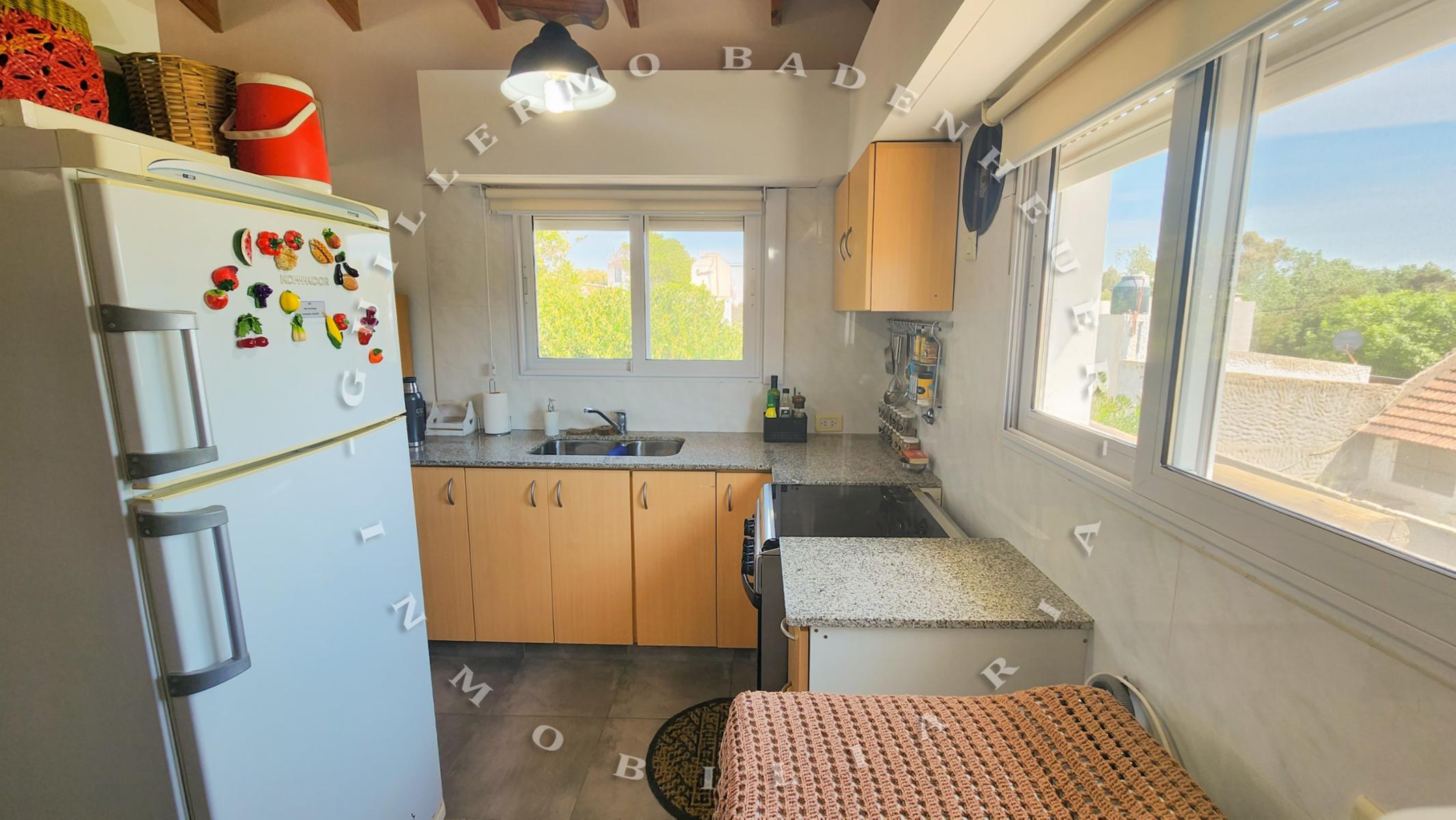 CASA EN SAUCE CON PILETA Y BAJADA EXCLUSIVA A LA PLAYA — foto 3