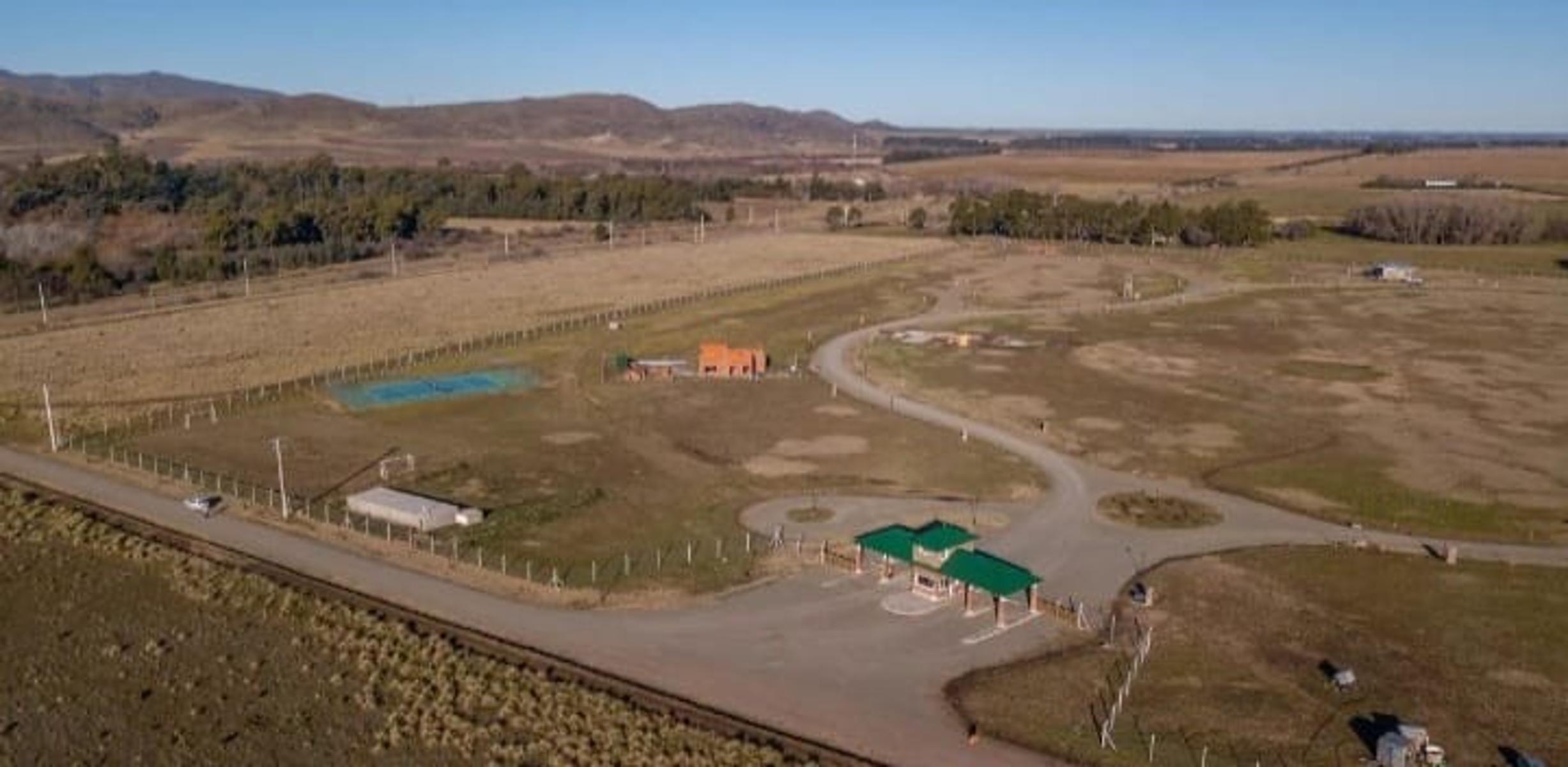 HERMOSO LOTE EN BARRIO LAS VERBENAS- SIERRA DE LA VENTANA - 1