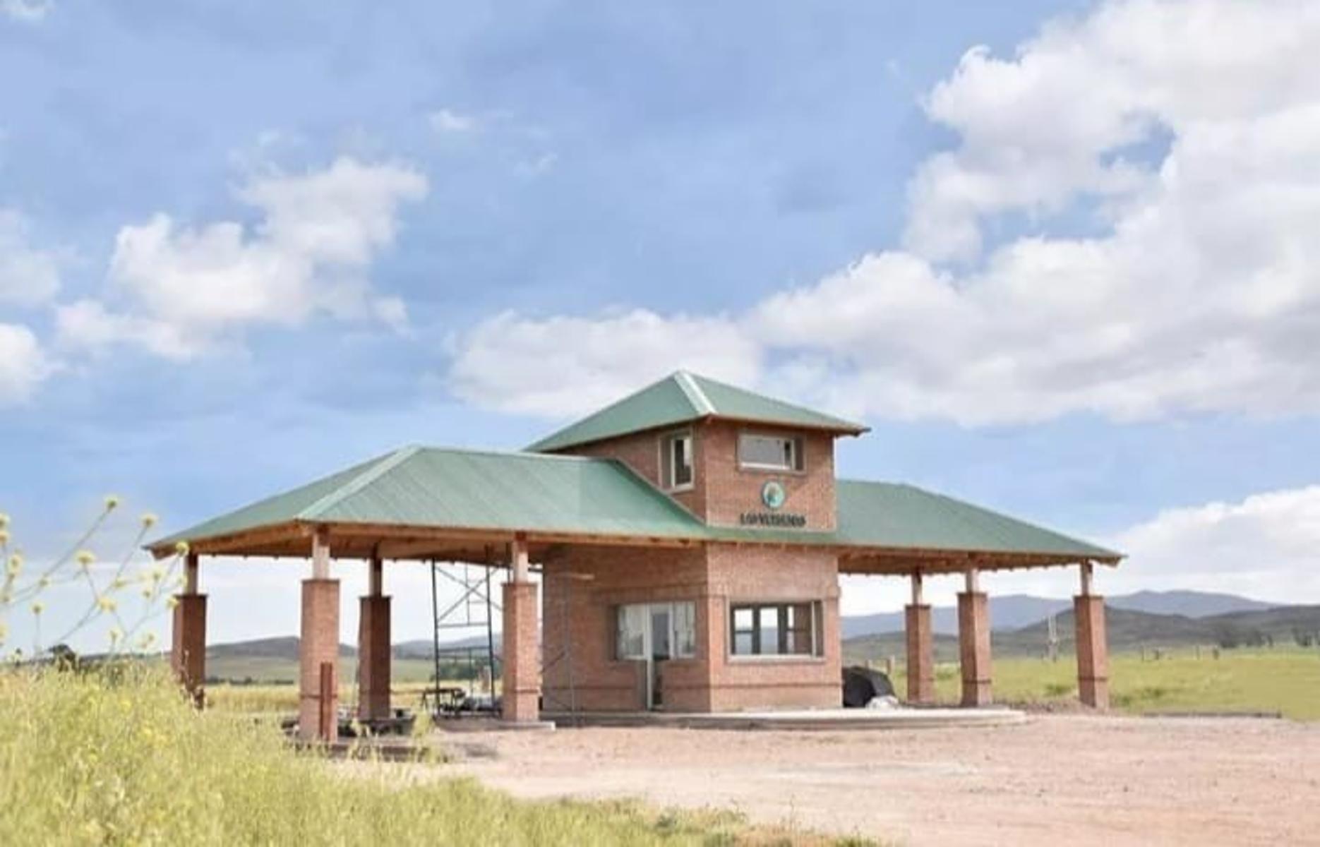 HERMOSO LOTE EN BARRIO LAS VERBENAS- SIERRA DE LA VENTANA - 3