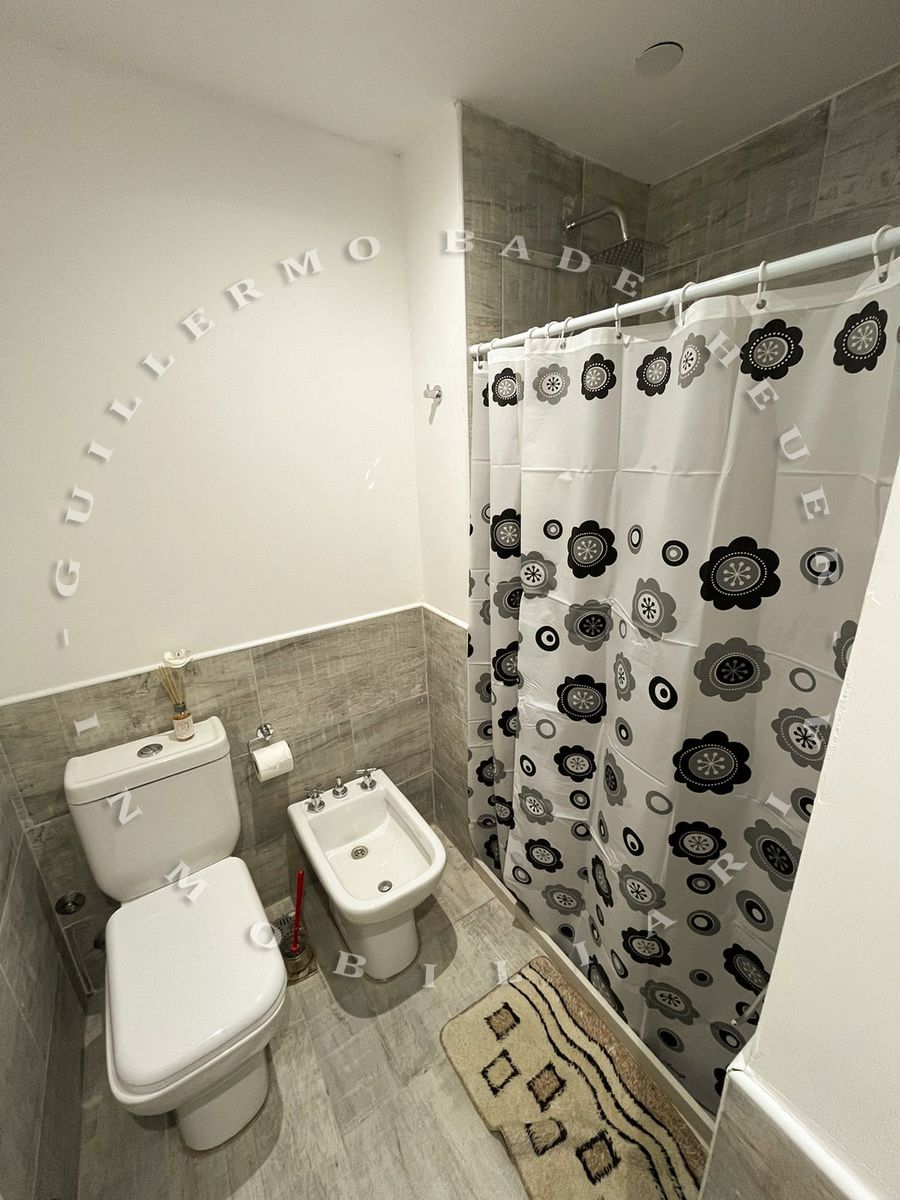 Dúplex en planta baja con balcón y parrilla privada — foto 5
