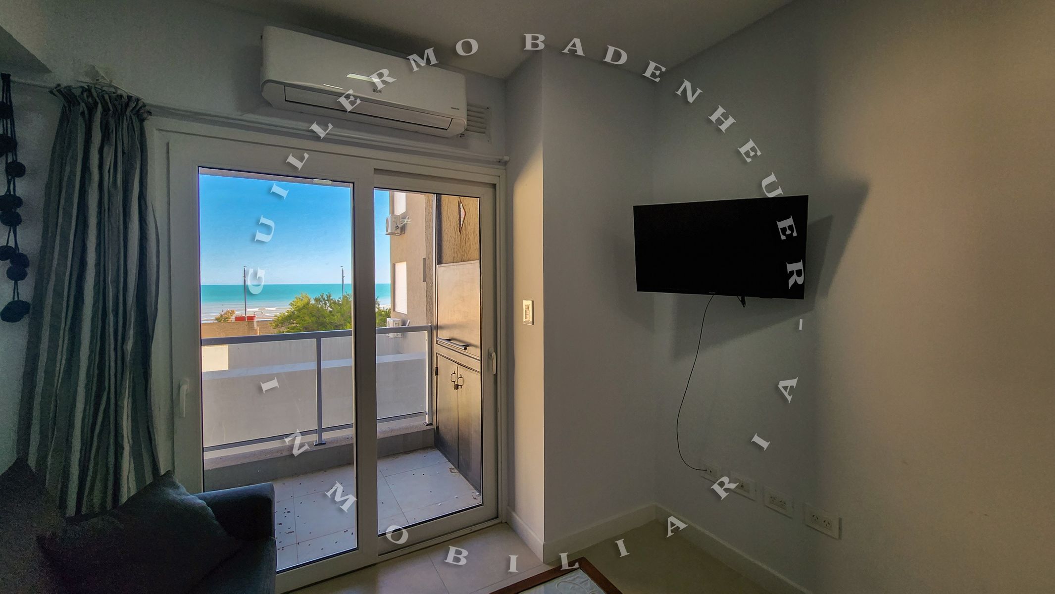 VENTA - DEPARTAMENTO EN MONTE HERMOSO DE UNA HABITACION EN EXCELENTE UBICACION — foto 3