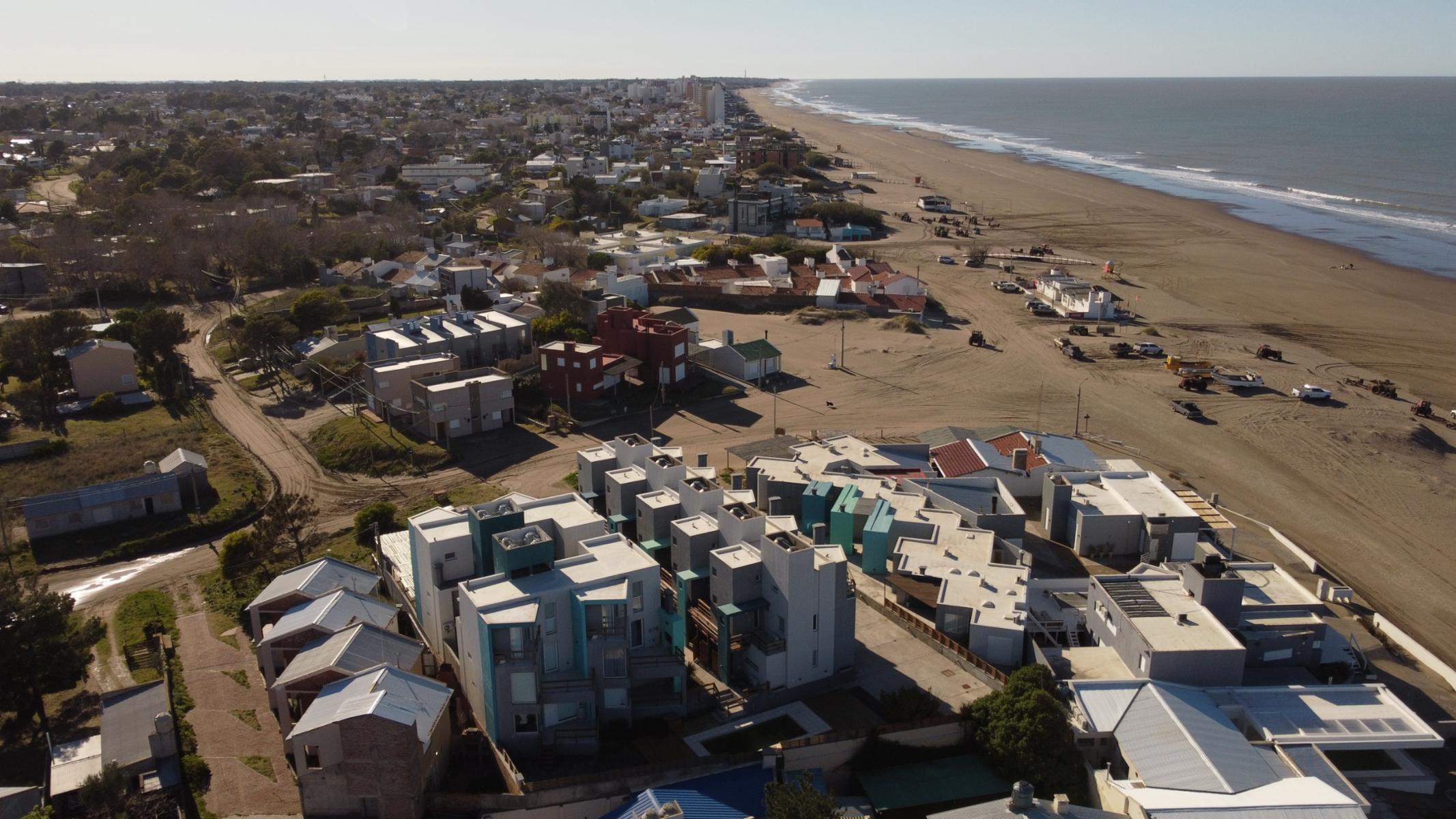 DÚPLEX EN VENTA 2 HABITACIONES EN EXCELENTE UBICACIÓN EN MONTE HERMOSO — foto 12