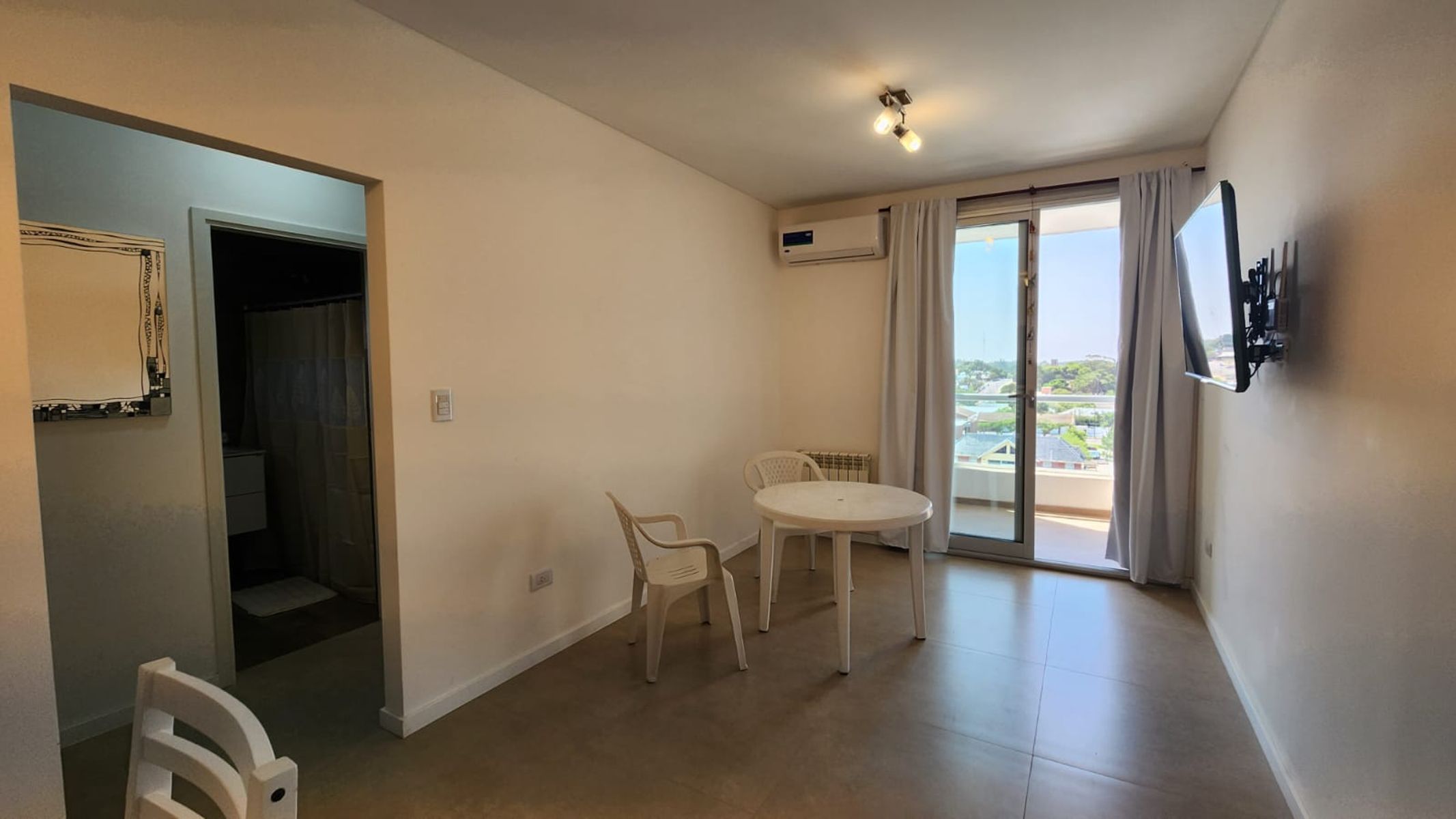 Excelente departamento a 1 cuadra del mar y del centro de Monte Hermoso — foto 11