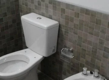 Duplex Al Frente 3 Ambientes 2 Plantas con Patio y Parrilla, Gba Oeste - Zonaprop - 6