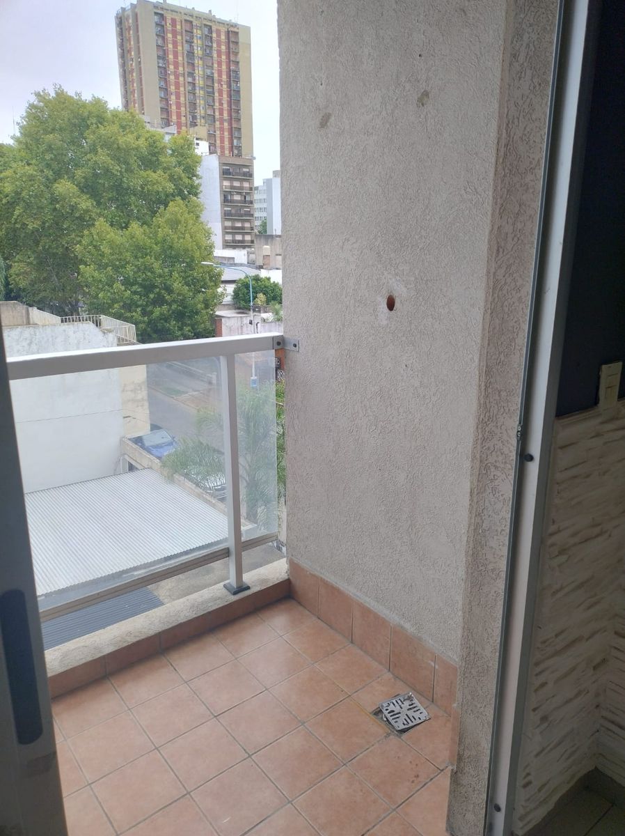 2 ambientes con balcon zona centro - 12