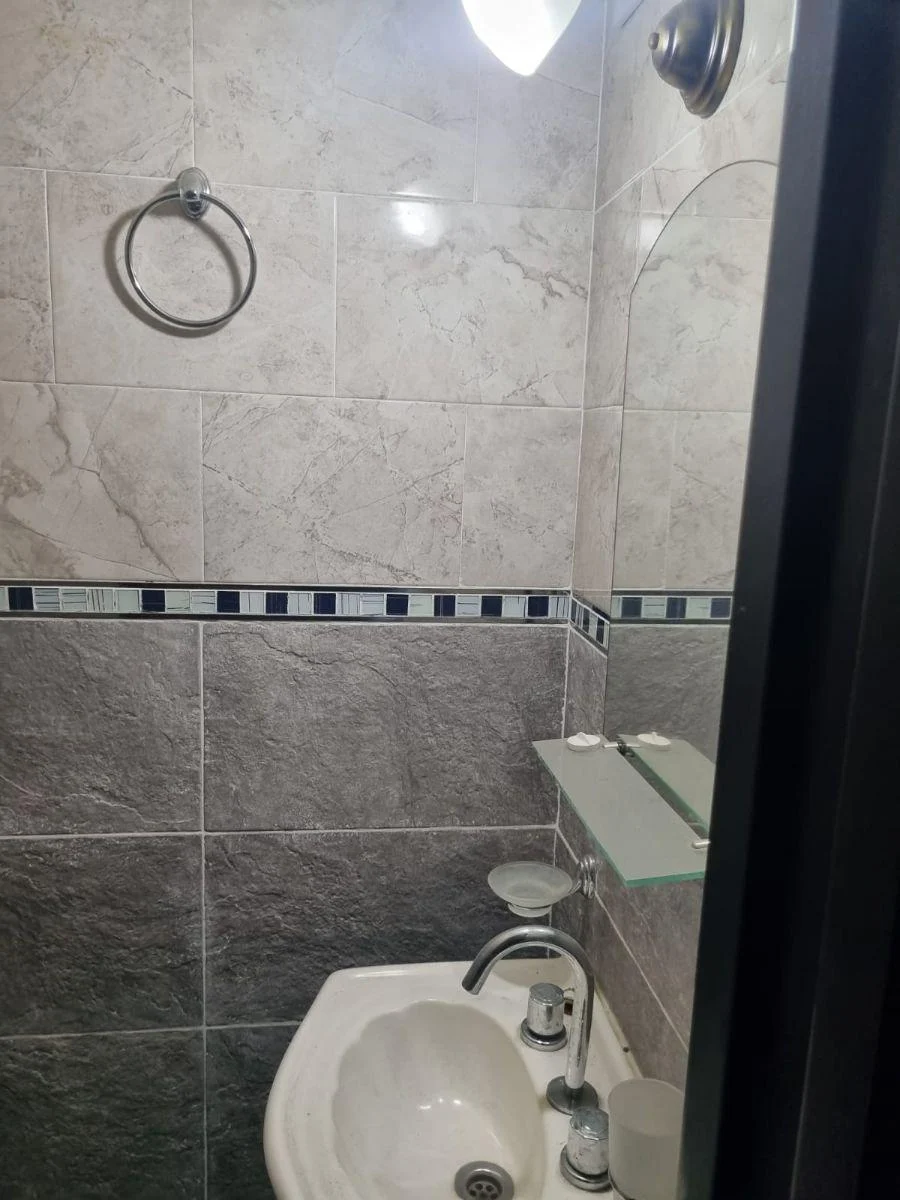 Duplex Al Frente 3 Ambientes 2 Plantas con Patio y Parrilla, Gba Oeste - Zonaprop - 14