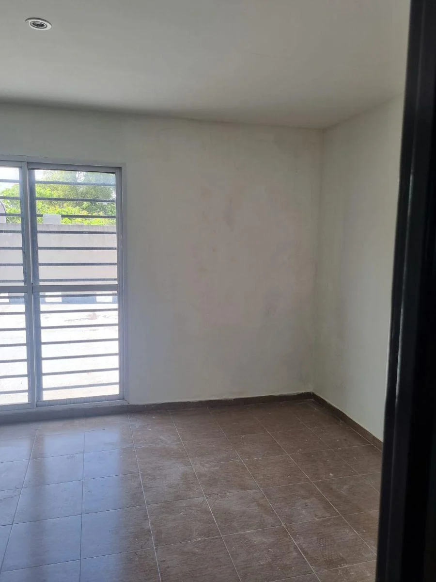 Duplex Al Frente 3 Ambientes 2 Plantas con Patio y Parrilla, Gba Oeste - Zonaprop - 17