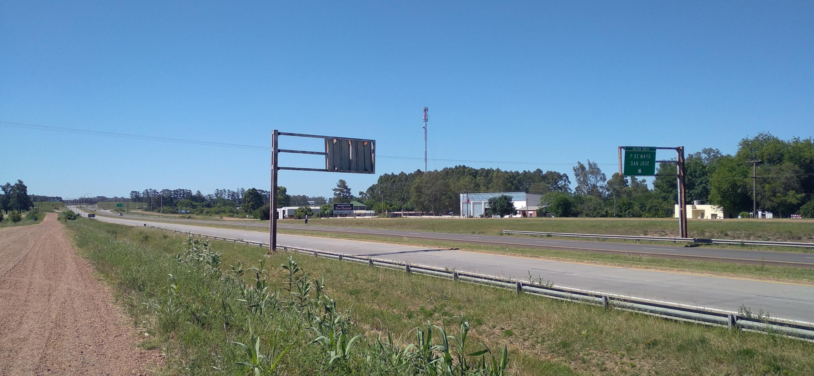 HECTAREA SOBRE COLECTORA FENTE A AUTOVIA 14 ( SAN JOSE) — foto 3