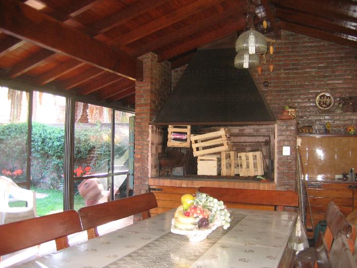 CHALET en DOS PLANTAS Ciudad del Libertador General José de San Martín, San Martín, Buenos Aires — foto 9