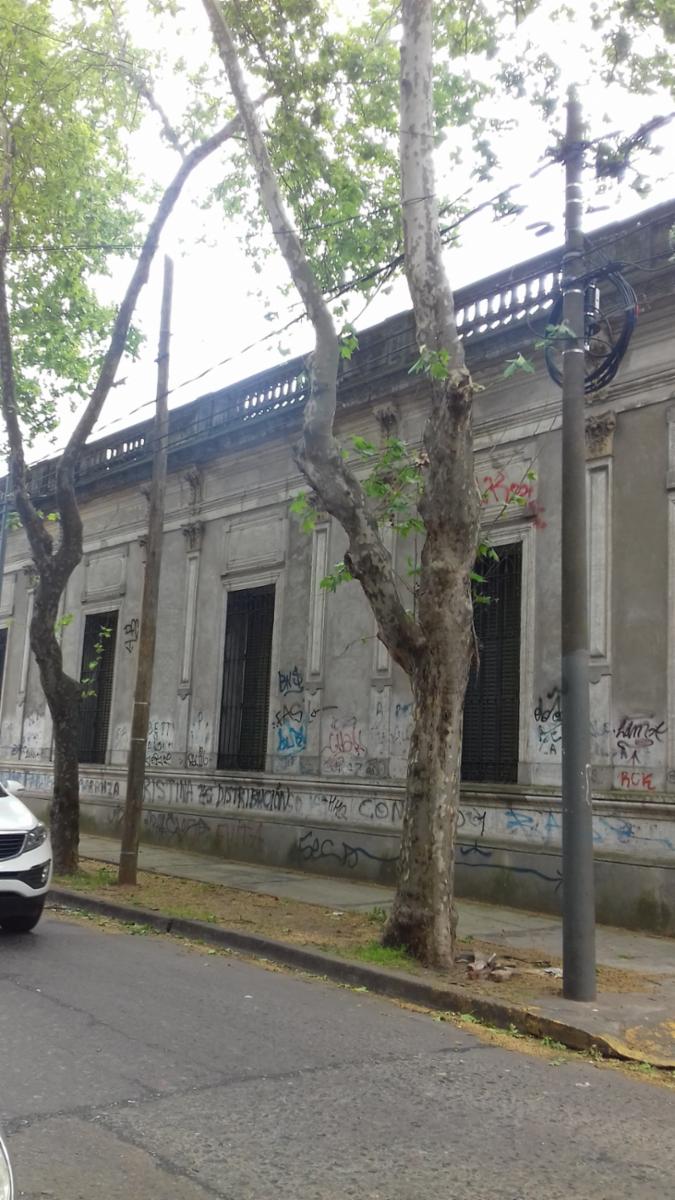 IMPONENTE LOTE A DEMOLER SAN MARTIN CENTRO A METROS DE LA PLAZA SAN MARTIN — foto 4