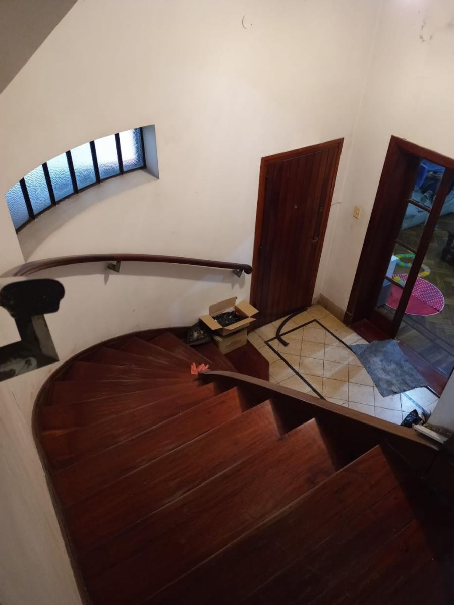 CASA EN DOS PLANTAS — foto 5