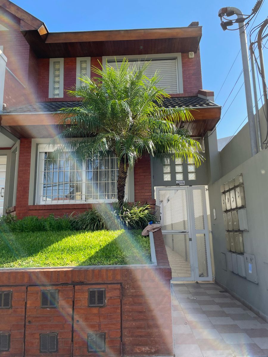VENTA TRIPLEX VILLA BOSCH
