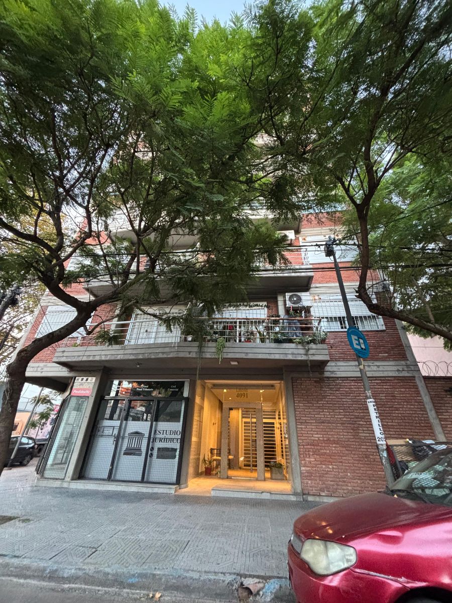 Venta Departamento 3 amb con cocheras San Martin ctro - 10
