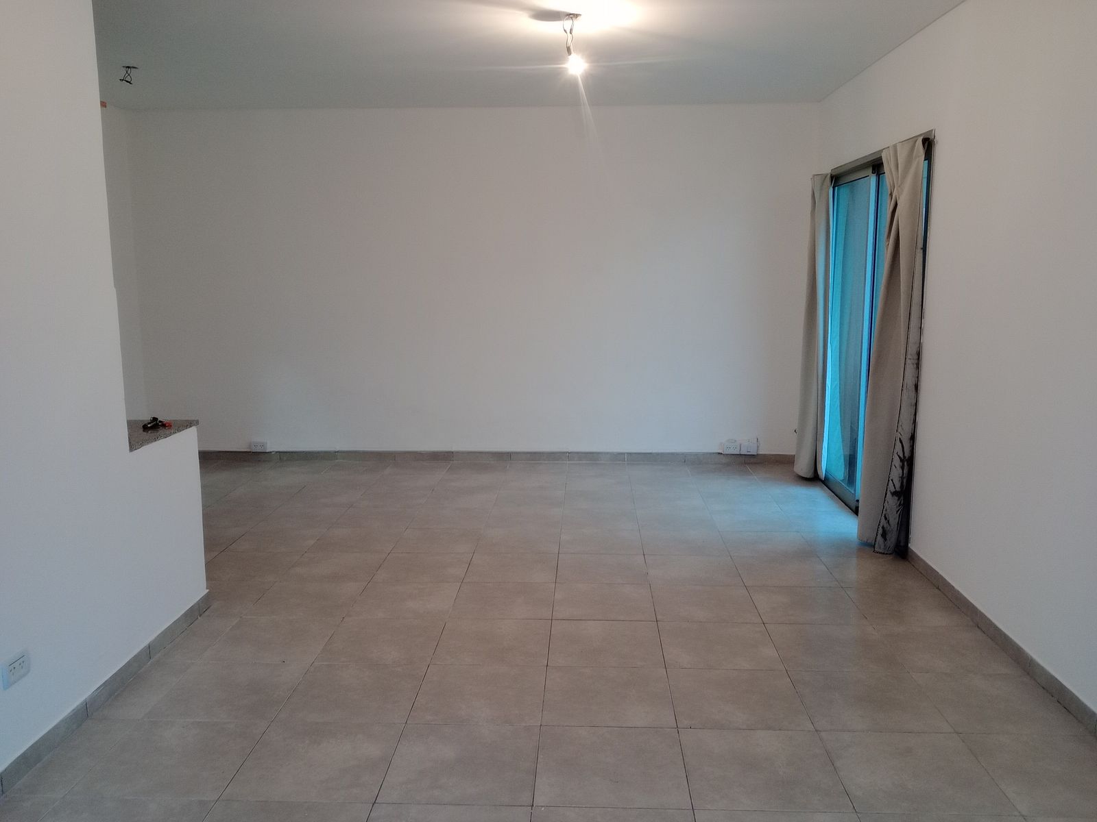 EXCELENTE MONAMBIENTE DE 39 MTS. CON TERRAZA PROPIA DE 60 METROS. SAN FERNANDO 3 DE FEBRERO 1265 SIN EXPENSAS NI ABL — foto 5