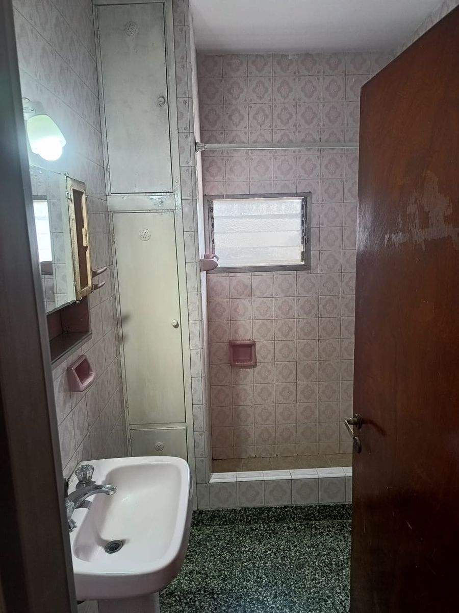 PH 3 AMB. CON COCHERA ,1 PISO X ESCALERA CON JARDIN VIRREYES. GANDOLFO AL 2800 — foto 8