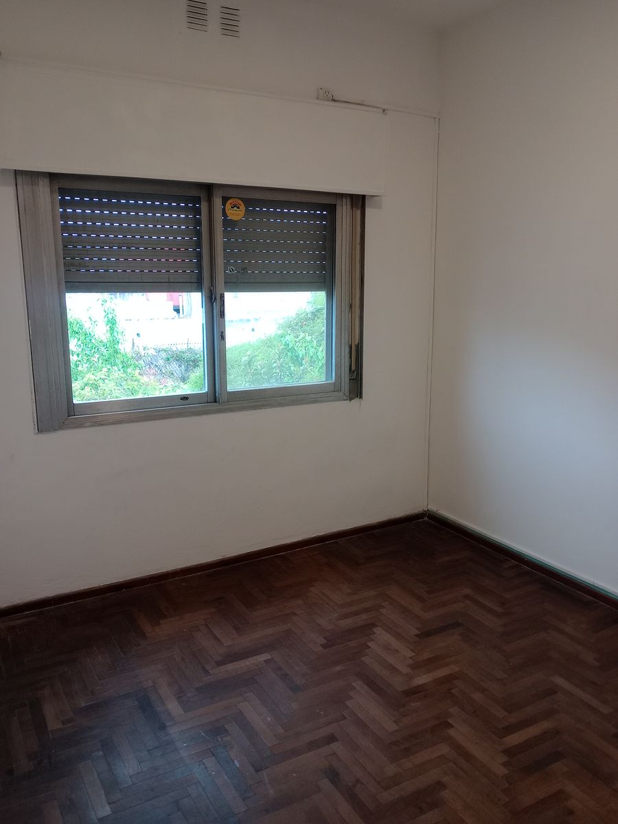 PH 3 AMB. CON COCHERA ,1 PISO X ESCALERA CON JARDIN VIRREYES. GANDOLFO AL 2800 - 26